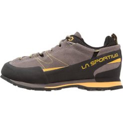 La Sportiva BOULDER X Buty wspinaczkowe grey/yellow. Szare buty trekkingowe męskie La Sportiva, z gumy. Za 599.00 zł.
