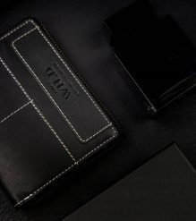 Portfel skórzany Always Wild [DH] N31892-HWM-9687 czarny. Czarne portfele męskie Always Wild, bez wzorów, ze skóry. Za 93.99 zł.