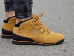 Buty trekkingowe męskie Timberland Timberland Euro Rock Heritage L/F 0A2H5A Żółte 43. Żółte buty trekkingowe męskie Timberland, bez wzorów, bez zapięcia. Za 452.34 zł.