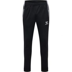 Spodnie dresowe Hummel Lead 2.0. Czarne spodnie dresowe męskie HUMMEL, bez wzorów, z dresówki. Za 207.00 zł.