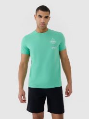 4F T-shirt regular z nadrukiem męski - zielony L. Zielone t-shirty męskie 4f, l, bez wzorów, z bawełny, bez kołnierzyka, bez ramiączek. W wyprzedaży za 49.99 zł.