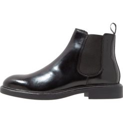 Vagabond ALEX Botki black. Buty zimowe męskie marki Vagabond. W wyprzedaży za 535.20 zł.