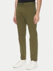 HUGO Chinosy 50530886 Zielony Slim Fit. Zielone eleganckie spodnie męskie Hugo, bez wzorów, z bawełny. Za 429.99 zł.