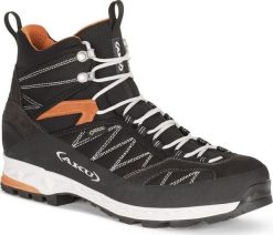Buty trekkingowe męskie Aku pomarańczowe czarne r. 45 1/2. Brązowe buty trekkingowe męskie Aku, bez wzorów, bez zapięcia. Za 824.62 zł.