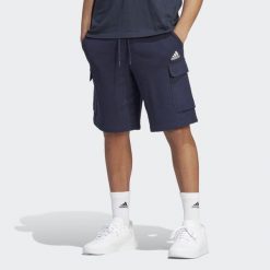 Spodenki krótkie męskie addidas Essentials. Niebieskie szorty sportowe męskie ADIDAS, bez wzorów, sportowe. Za 140.99 zł.