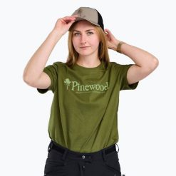Czapka z daszkiem Pinewood Finnveden Sports Mesh. Brązowe czapki męskie Pinewood, bez wzorów, z meshu, sportowe. Za 69.99 zł.