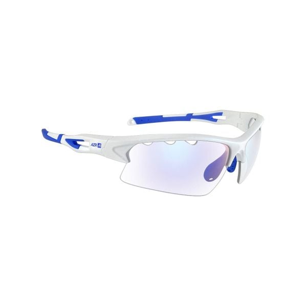 Okulary przeciwsłoneczne AZR Kromic Huez. Białe okulary przeciwsłoneczne męskie AZR, bez wzorów, sportowe. Za 313.00 zł.