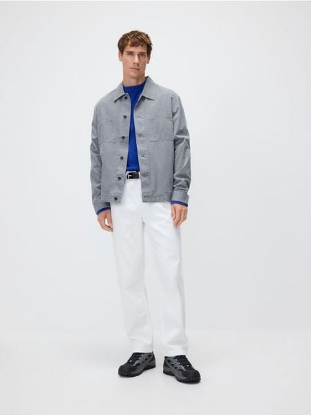 Bawełniana koszula comfort fit - szary. Szare koszule męskie Reserved, l, bez wzorów, z bawełny, bez kołnierzyka, bez ramiączek. Za 159.99 zł.