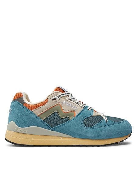 Karhu Sneakersy Synchron Classic F802676 Niebieski. Niebieskie buty sportowe na co dzień męskie karhu, m, bez wzorów, ze skóry, bez ramiączek, bez kaptura. Za 629.99 zł.