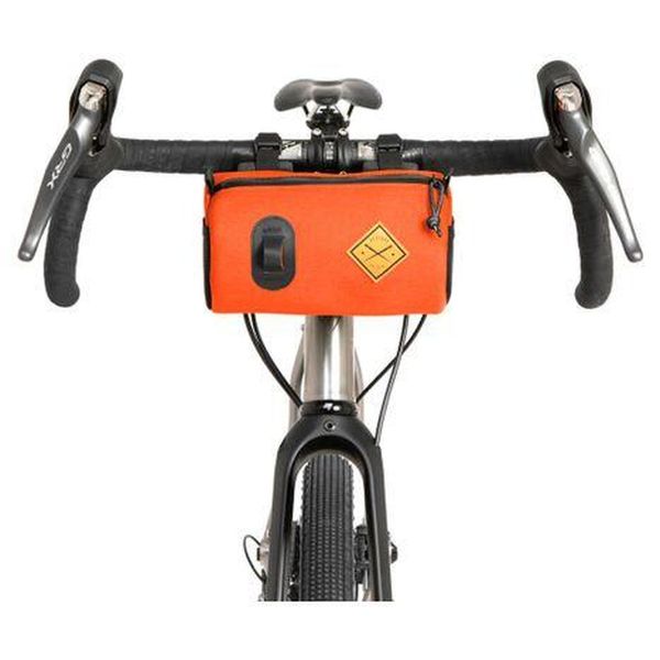 Torba na bidon na rower Canister Bag Orange RESTRAP. Brązowe szaliki męskie RESTRAP, bez wzorów, eleganckie, na ramię. Za 259.00 zł.