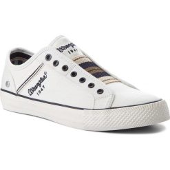 Tenisówki WRANGLER - Starry Slip On WM181033 White 51. Trampki męskie marki Wrangler. W wyprzedaży za 179.00 zł.