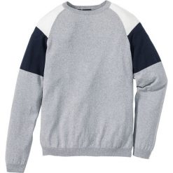 Sweter Regular Fit bonprix jasnoszary melanż - ciemnoniebieski. Swetry męskie marki bonprix. Za 74.99 zł.