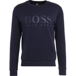 BOSS ATHLEISURE SALBO Bluza navy. Niebieskie bluzy nierozpinane męskie BOSS ATHLEISURE, z bawełny. W wyprzedaży za 377.30 zł.