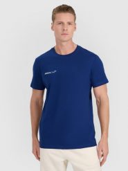 4F T-shirt regular z nadrukiem męski - granatowy L. Niebieskie t-shirty męskie 4f, l, bez wzorów, z bawełny, bez kołnierzyka, bez ramiączek. Za 69.99 zł.