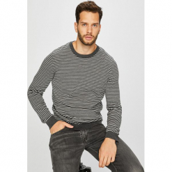 Selected - Sweter. Szare swetry męskie Selected, z bawełny, z okrągłym kołnierzem, z krótkim rękawem. W wyprzedaży za 119.90 zł.