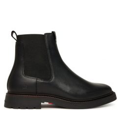 Sztyblety Tommy Hilfiger. Czarne sztyblety męskie Tommy Hilfiger, bez obcasa, bez zapięcia. Za 559.99 zł.