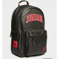 Plecak szkolny na trening JORDAN BOROUGH VARSITY BACKPAC - MA9004-023. Czarne plecaki męskie Jordan, bez wzorów. Za 435.85 zł.