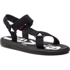 Sandały LEVI'S - 229847-752-59 Regular Black. Czarne sandały męskie Levi's, z materiału, bez zapięcia. W wyprzedaży za 129.00 zł.