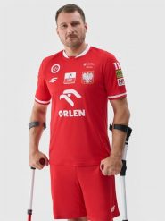 4F Koszulka replika wyjazdowa AMP Futbol męska - czerwona XXL. Czerwone t-shirty sportowe męskie 4f, m, bez wzorów, z dzianiny, klasyczne, bez ramiączek. Za 289.99 zł.