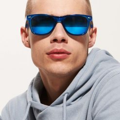 Okulary przeciwsłoneczne - Niebieski. Okulary przeciwsłoneczne męskie marki House. Za 39.99 zł.