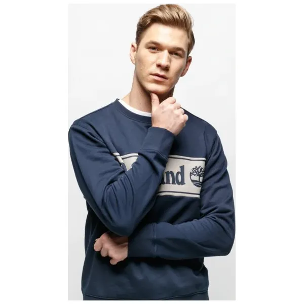 Timberland Bluza Cut & Sew Lineal Logo Sweatshirt , granatowy, rozmiar M. Niebieskie bluzy nierozpinane męskie Timberland, m, bez wzorów, z bawełny, bez ramiączek, bez kaptura. W wyprzedaży za 255.99 zł.