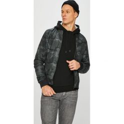 Brave Soul - Kurtka bomber. Czarne kurtki męskie Brave Soul, z krótkim rękawem. W wyprzedaży za 79.90 zł.