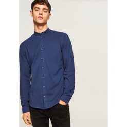 Koszula slim fit z łatami na łokciach - Granatowy. Niebieskie koszule męskie Reserved. Za 119.99 zł.