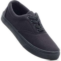Sneakersy bonprix czarny. Buty sportowe na co dzień męskie marki bonprix. Za 54.99 zł.