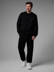 4F Spodnie dresowe joggery męskie 4F x Robert Lewandowski - czarne XL. Czarne długie spodnie sportowe męskie 4f, bez wzorów, z dresówki. Za 169.99 zł.