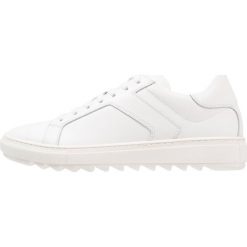Antony Morato Sneakersy niskie bianco. Buty sportowe na co dzień męskie marki Antony Morato. Za 629.00 zł.