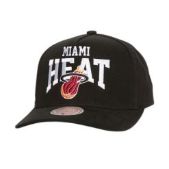 Czapka typu snapback Mitchell & Ness Big Time Pro Miami Heat. Czarne czapki męskie Mitchell & Ness, bez wzorów. Za 202.50 zł.
