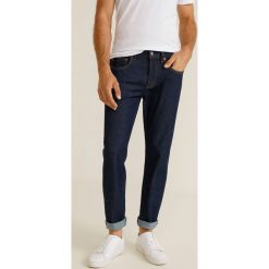 Mango Man - Jeansy Bob3. Niebieskie jeansy męskie Mango Man, z aplikacjami, z bawełny. Za 139.90 zł.