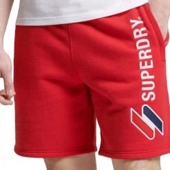 Spodenki turystyczne męskie Superdry Sl Code. Czerwone szorty sportowe męskie Superdry., bez wzorów, z bawełny, sportowe. W wyprzedaży za 125.00 zł.