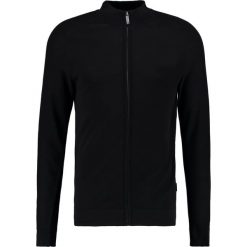 Strellson VIC Kardigan black. Czarne kardigany męskie Strellson, z bawełny. W wyprzedaży za 421.85 zł.