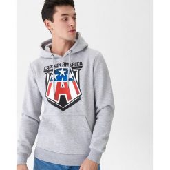 Bluza z nadrukiem Kapitan Ameryka - Szary. Bluzy nierozpinane męskie marki House. Za 99.99 zł.