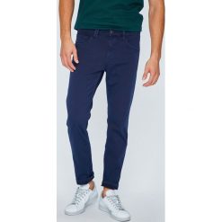 Tom Tailor Denim - Spodnie Aedan. Eleganckie spodnie męskie marki Tom Tailor Denim. W wyprzedaży za 119.90 zł.
