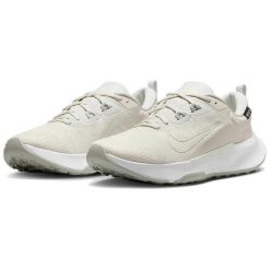 Buty Do Biegania Nike Juniper Trail 2 GTX. Białe buty do biegania męskie Nike, bez wzorów, bez zapięcia, do biegania. Za 528.00 zł.