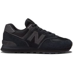 Buty męskie New Balance ML574EVE - czarne. Czarne buty sportowe na co dzień męskie New Balance, m, bez wzorów, z gumy, klasyczne, bez ramiączek, bez kaptura. Za 499.99 zł.