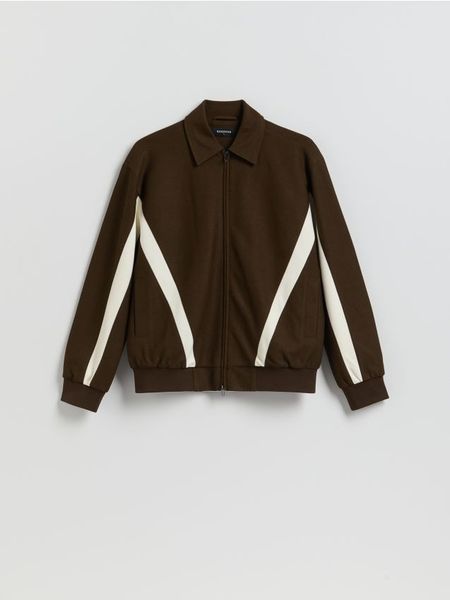 Kurtka z kołnierzem - ciemnobrązowy. Brązowe kurtki męskie Reserved, l, bez wzorów, z dzianiny, bez ramiączek, bez kaptura. Za 199.99 zł.