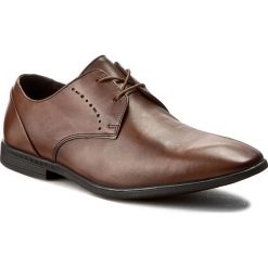 Półbuty CLARKS - Bampton Lace 261253987 Tan Leather. Eleganckie półbuty męskie Clarks. W wyprzedaży za 179.00 zł.