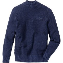 Sweter ze stójką Regular Fit bonprix kobaltowy melanż. Niebieskie swetry męskie bonprix, z haftami, ze stójką. Za 74.99 zł.