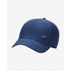 Czapka z daszkiem Nike Dri-Fit Club Unstructured Metal Swoosh. Niebieskie czapki męskie Nike, bez wzorów, sportowe. Za 119.00 zł.