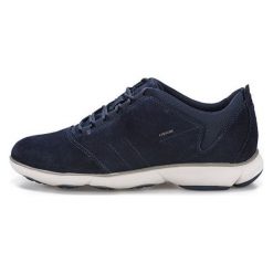 Geox Męskie buty sportowe Nebula C Navy D74D7C-0BS22-C4002 (rozmiar 44). Niebieskie buty sportowe na co dzień męskie Geox, m, bez wzorów, eleganckie, bez ramiączek, bez kaptura. W wyprzedaży za 316.00 zł.