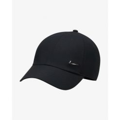 Czapka z daszkiem Nike Dri-Fit Club Unstructured Metal Swoosh. Czarne czapki męskie Nike, bez wzorów, sportowe. Za 94.99 zł.