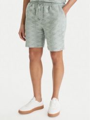Guess Szorty materiałowe M6GD29 K3237 Zielony Regular Fit. Zielone szorty męskie Guess, z aplikacjami, z bawełny. Za 379.99 zł.