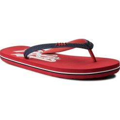 Japonki POLO RALPH LAUREN - Whitleburyii 816691292004 Red. Czerwone klapki i japonki męskie Polo Ralph Lauren, bez wzorów, z tworzywa sztucznego. W wyprzedaży za 139.00 zł.