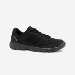 Buty turystyczne męskie Quechua NH50. Czarne buty zimowe męskie QUECHUA, bez wzorów, z materiału, sportowe, bez obcasa, bez zapięcia. Za 69.99 zł.