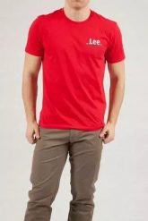 LEE SMALL LOGO TEE REGULAR FIT MĘSKI T-SHIRT KOSZULKA LOGO BRIGHT RED L62GFQEF 112114578. Czerwone t-shirty męskie Lee, l, bez wzorów, bez kołnierzyka, bez ramiączek. Za 69.99 zł.