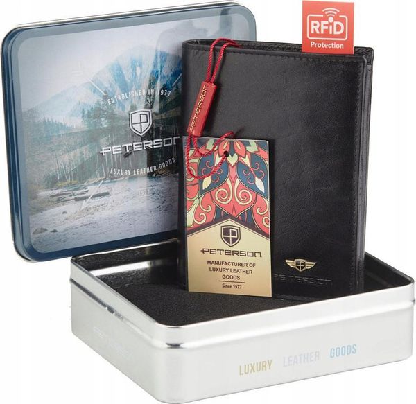 Peterson Duży portfel męski czarny ze skóry naturalnej, bez zapięcia Peterson NoSize. Czarne portfele męskie Peterson, bez wzorów, ze skóry. Za 189.63 zł.