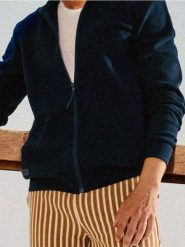 Bluza z długim rękawem - granatowy. Niebieskie bluzy nierozpinane męskie Sinsay, l, bez wzorów, bez ramiączek, bez kaptura. Za 29.99 zł.